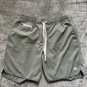 Vuori Banks Shorts L